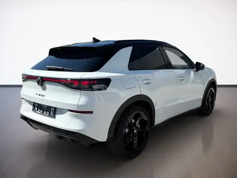 Gebraucht VW T-Roc R-line 150 PS (110 kW) 2026 Pure white uni / schwarz uni SUV