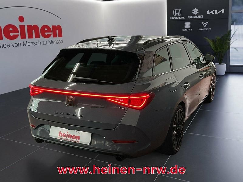 Gebraucht Cupra Leon VZ 245 PS (180 kW) 2023 Grau Limousine