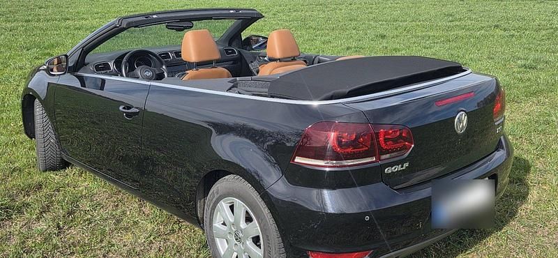 Gebraucht VW Golf 105 PS (77 kW) 2011 Schwarz Cabrio