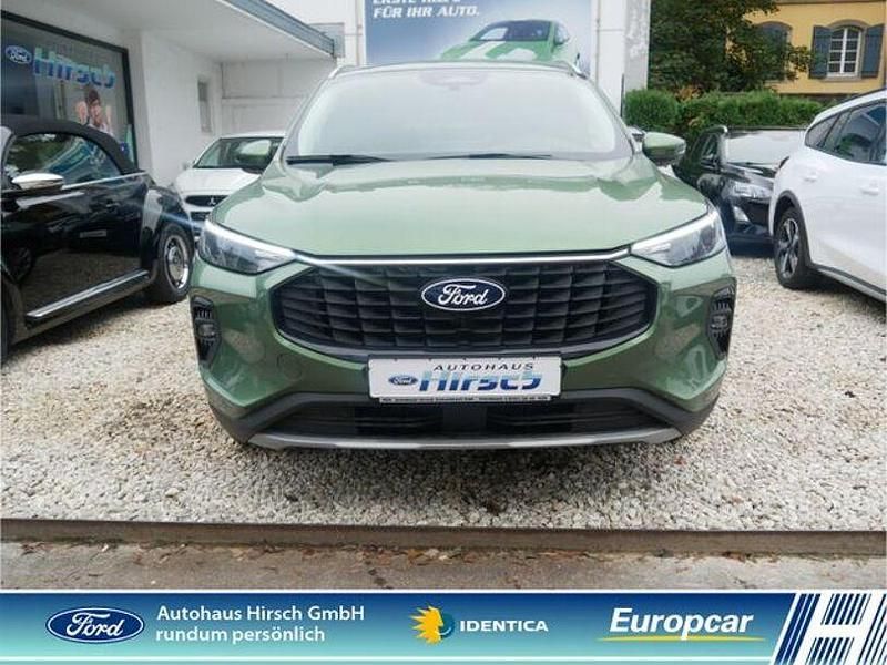 Gebraucht Ford Kuga Titanium 150 PS (110 kW) 2024 Bursting green SUV