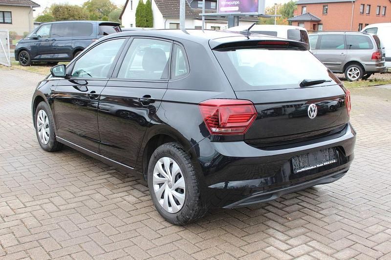 Gebraucht VW Polo 95 PS (69 kW) 2020 Schwarz Kleinwagen