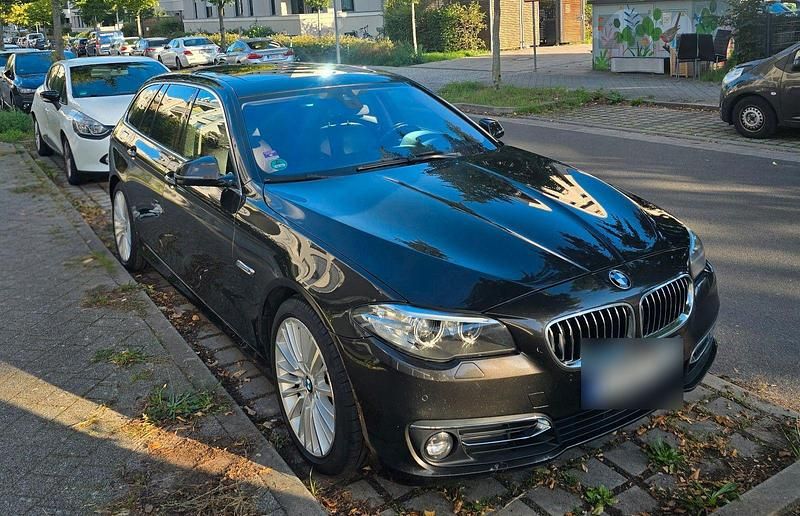 Gebraucht BMW 520 184 PS (135 kW) 2014 Braun Kombi