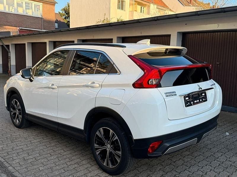 Gebraucht Mitsubishi Eclipse Cross Diamant Edition 163 PS (119 kW) 2019 Weiß SUV