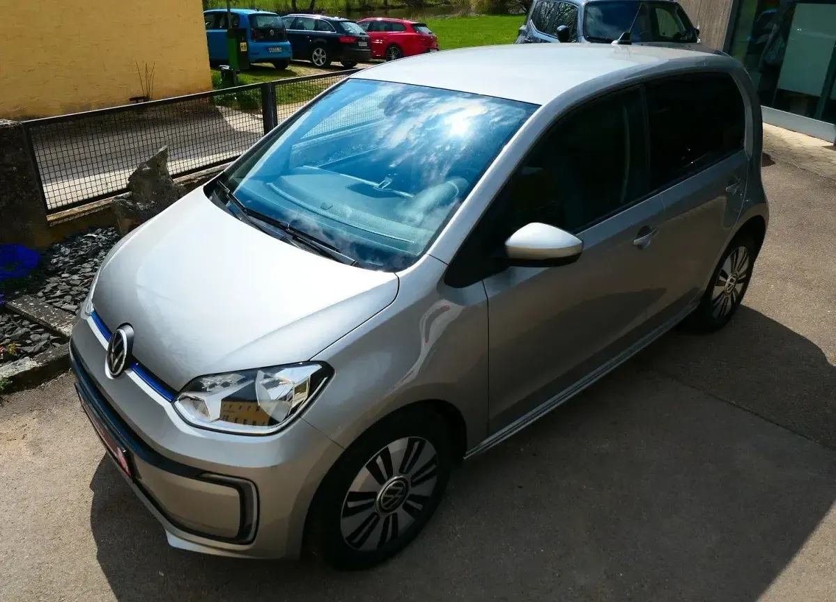 Gebraucht VW e-up! Style 61 kW (83 PS) 2022 Silber Kleinwagen