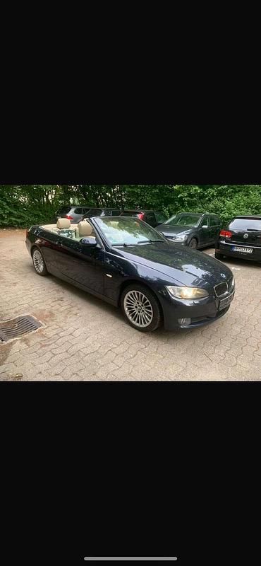 Gebraucht BMW 325 Cabriolet 197 PS (144 kW) 2008 Schwarz Cabrio