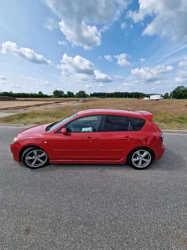 Rot Gebraucht 2006 Mazda 3 Kombi | 3.500 € - Bild 1/4