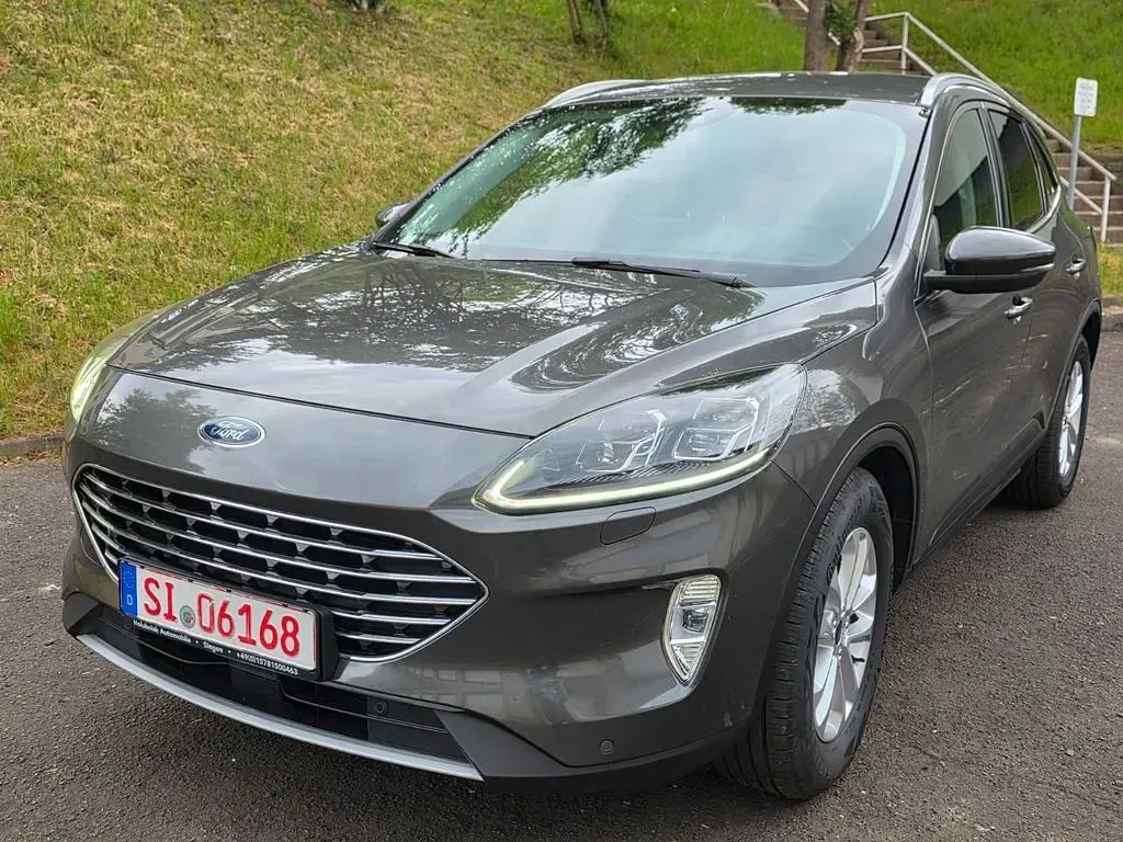 Usata Ford Kuga Titanium X 190 CV (139 kW) 2020 Grigio SUV