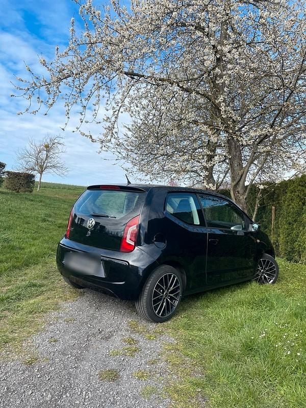 Gebraucht VW up! 75 PS (55 kW) 2011 Schwarz Kleinwagen