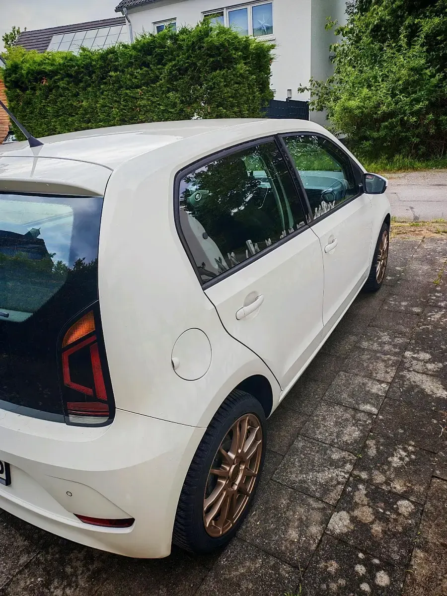 Gebraucht VW up! 60 PS (44 kW) 2018 Weiß Kleinwagen