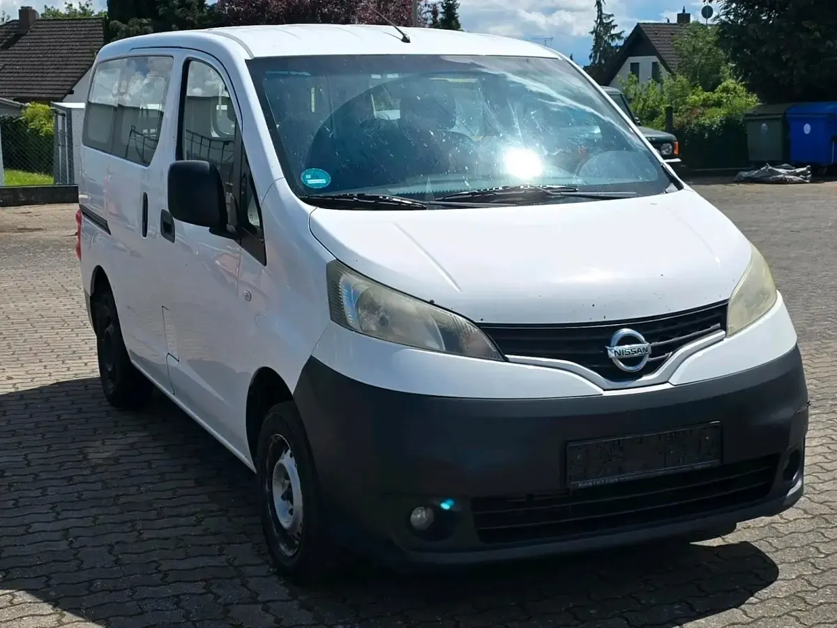 Gebraucht Nissan NV200 90 PS (66 kW) 2011 Weiß Van / Kleinbus