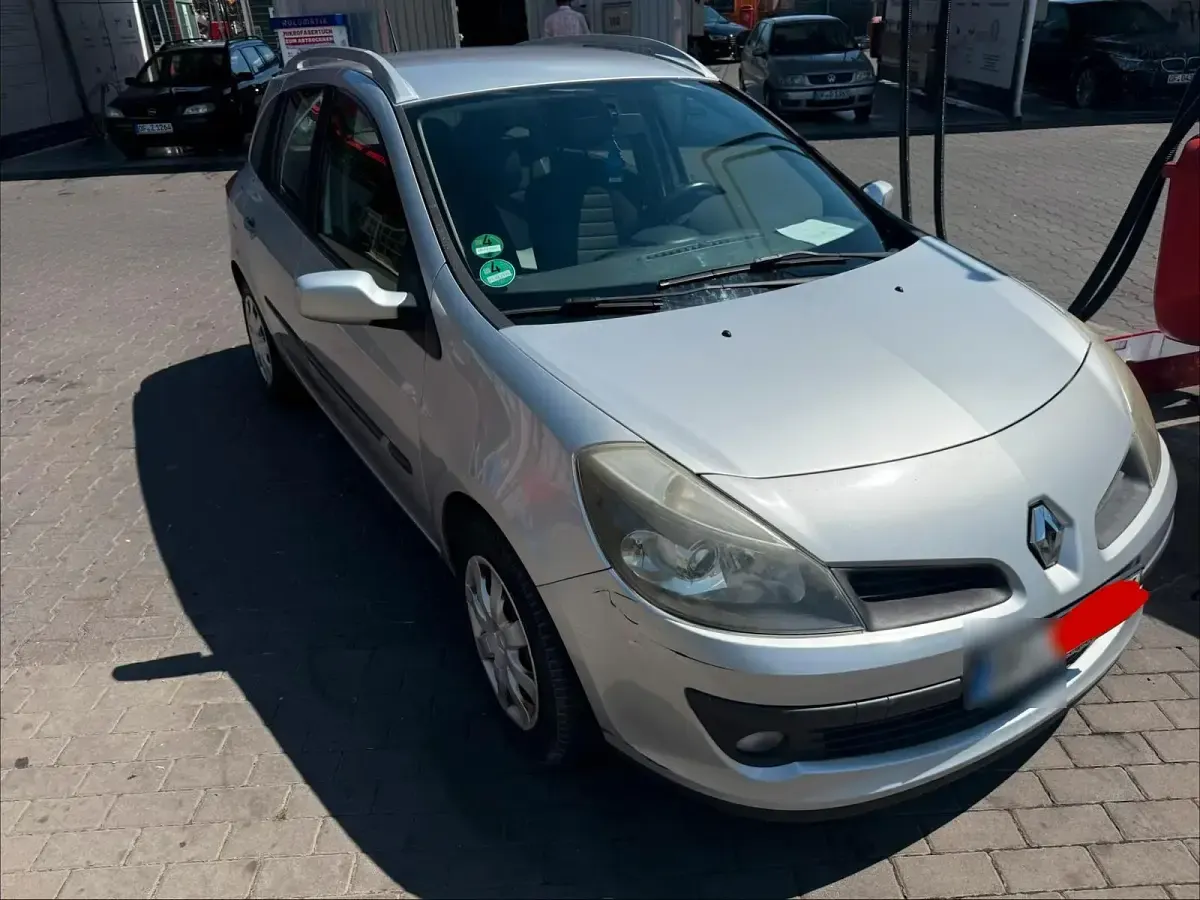 Gebraucht Renault Clio 100 PS (73 kW) 2008 Grau Kombi
