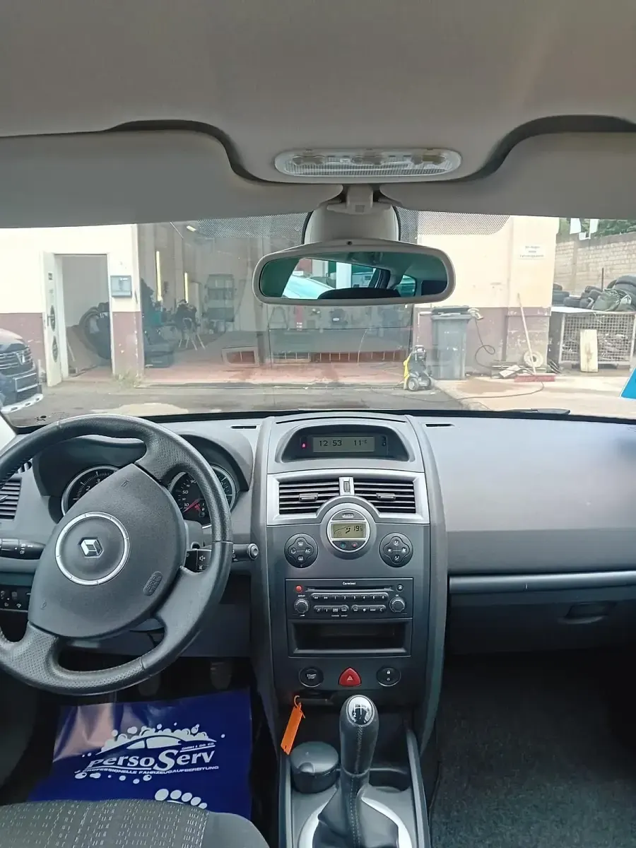 Gebraucht Renault Mégane GrandTour 112 PS (82 kW) 2006 Grau Kombi