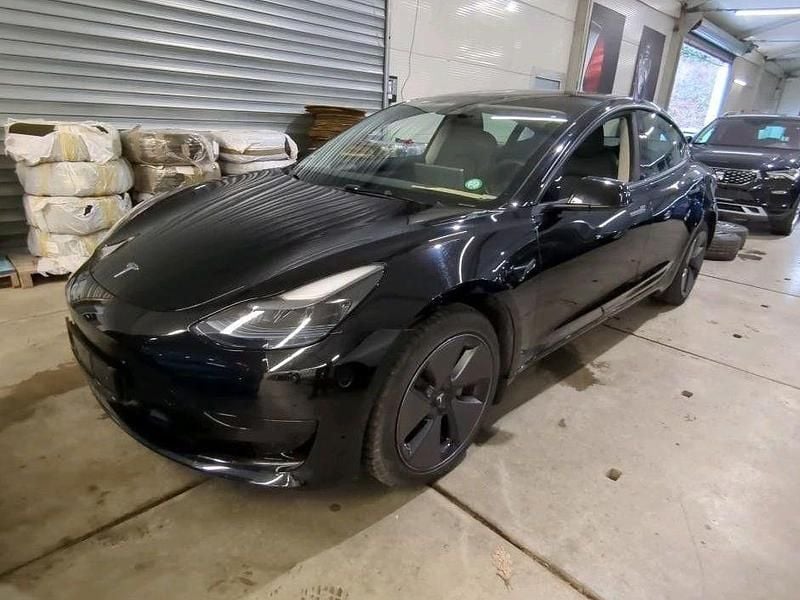 Gebraucht Tesla Model 3 RWD 239 kW (325 PS) 2022 Schwarz Limousine