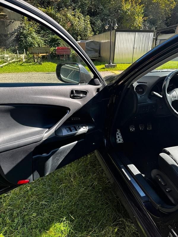 Gebraucht Lexus IS220d 177 PS (130 kW) 2009 Schwarz Limousine