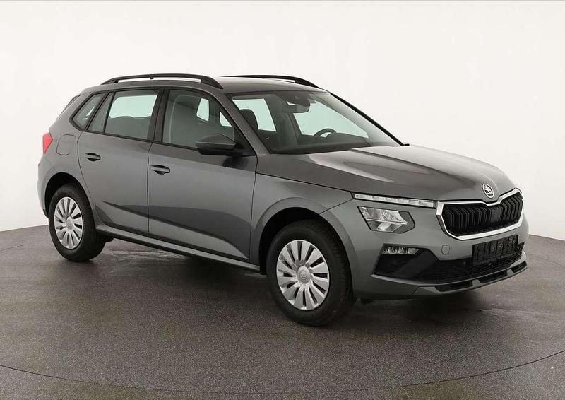 Graphite grau metallic Neu 2025 Skoda Kamiq Selection SUV | 26.395 € (Guter Preis) - Bild 1/4