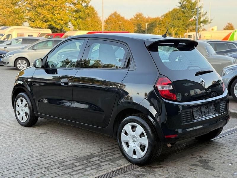 Gebraucht Renault Twingo Life 69 PS (50 kW) 2016 Schwarz Kleinwagen