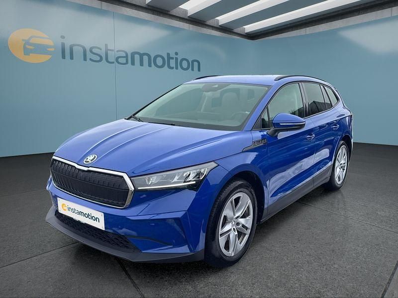 Blau Gebraucht 2023 Skoda Enyaq iV Clever SUV | 30.699 € - Bild 1/4