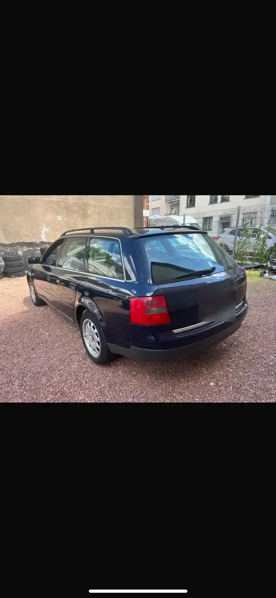 Gebraucht Audi A6 150 PS (110 kW) 2000 Blau Kombi