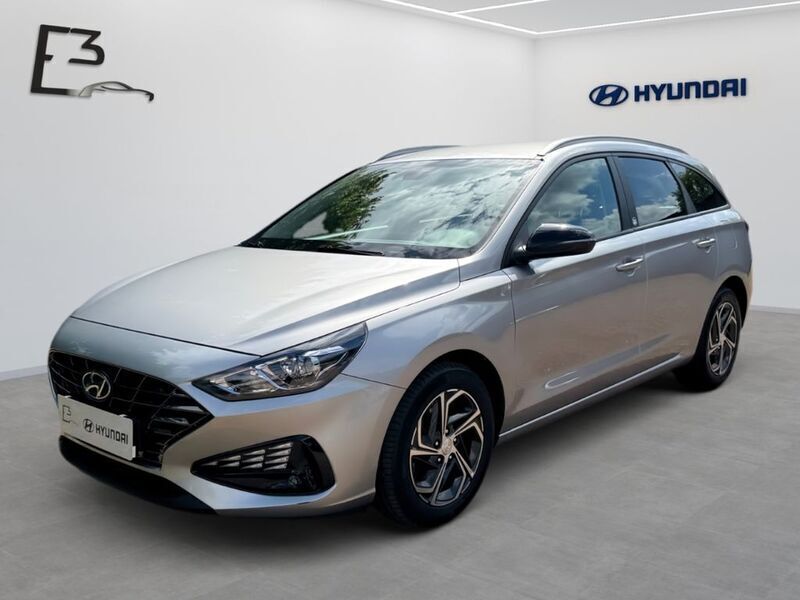Silber Gebraucht 2021 Hyundai i30 Edition 30 Kombi | 15.490 € (Fairer Preis) - Bild 1/4