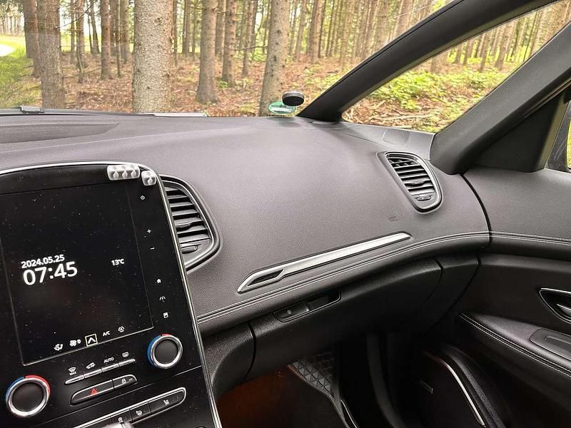 Gebraucht 2021 Renault Scénic IV Black Edition Van / Kleinbus | 18.500 € (Guter Preis) - Bild 1/4