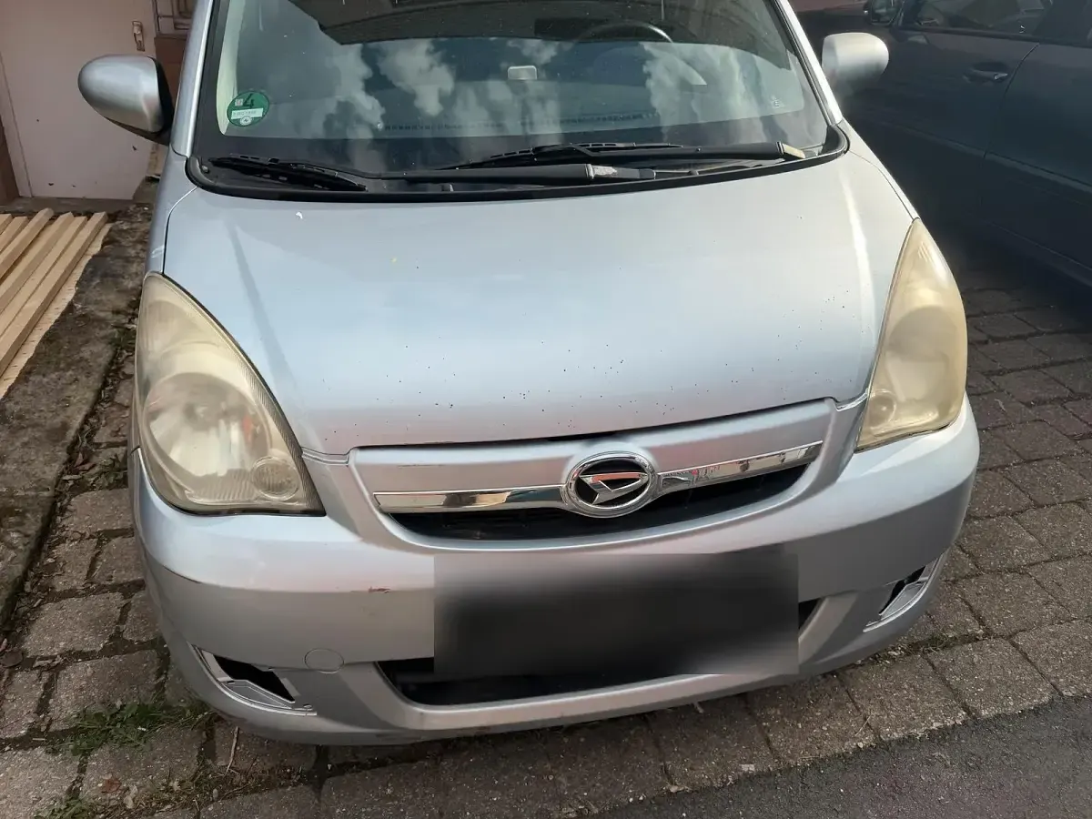 Gebraucht Daihatsu Cuore 69 PS (50 kW) 2008 Silber Kleinwagen