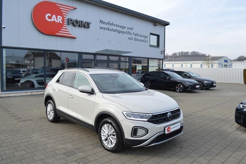 Ascotgrau Gebraucht 2022 VW T-Roc Life SUV | 24.990 € (Fairer Preis) - Bild 1/4