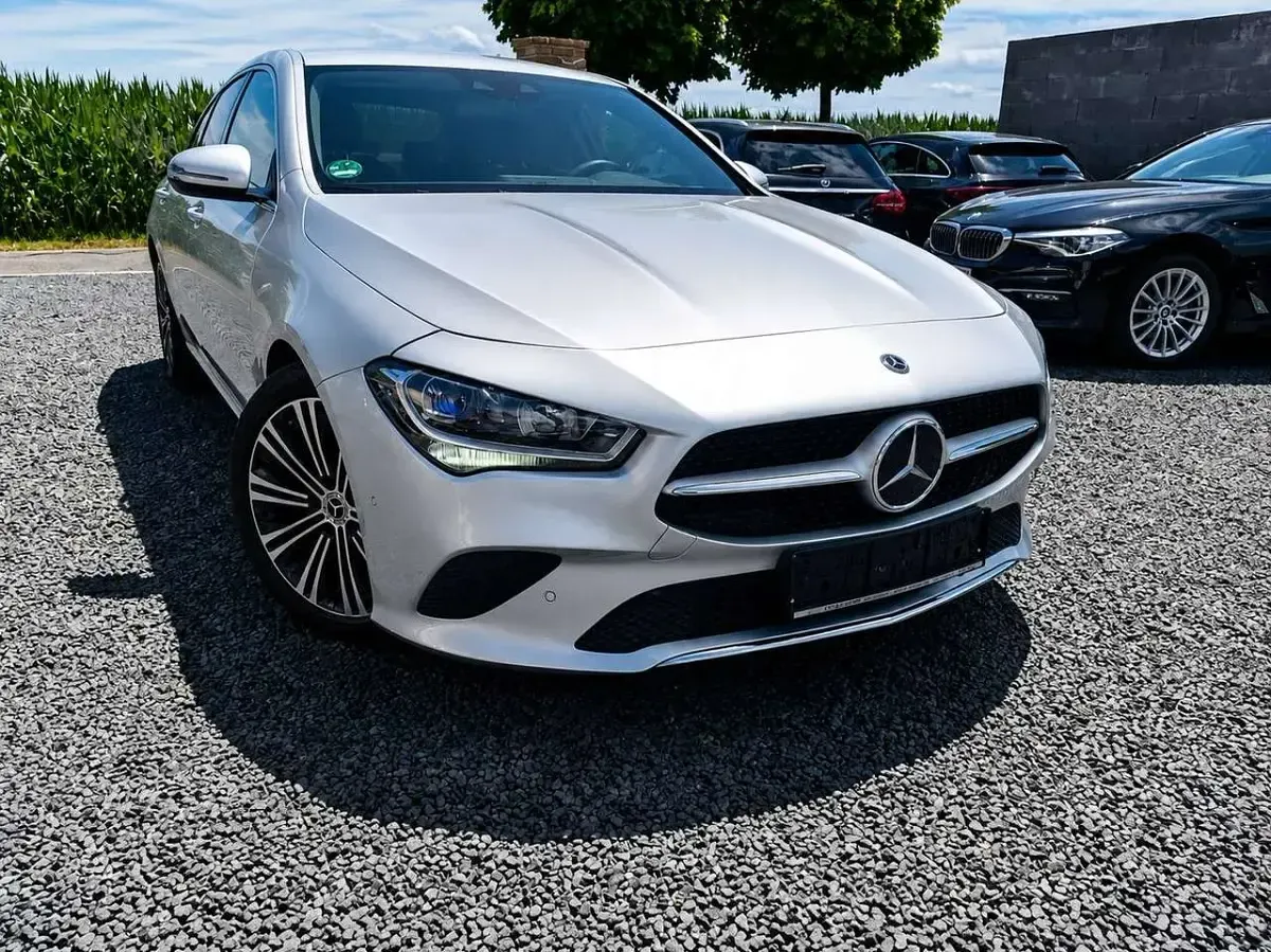 Gebraucht Mercedes CLA220 190 PS (139 kW) 2021 Iridiumsilber Coupé