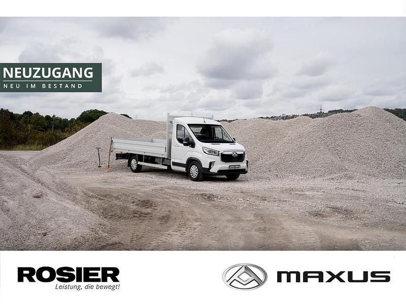 Neu Maxus eDeliver 9 150 kW (204 PS) 2025 Weiss / warm white Van