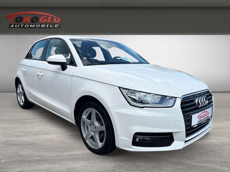 Weiss Gebraucht 2017 Audi A1 Sportback Kleinwagen | 11.990 € (Fairer Preis) - Bild 1/4