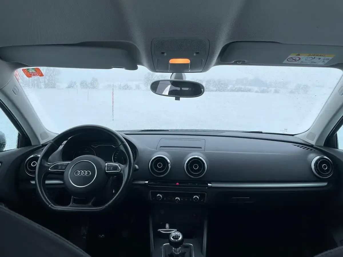 Gebraucht Audi A3 150 PS (110 kW) 2015 Silber Kleinwagen