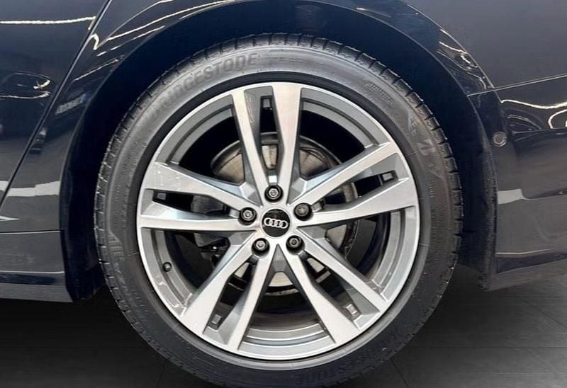 Gebraucht Audi A6 S-Line 204 PS (150 kW) 2025 Schwarz Kombi