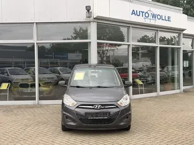 Gebraucht Hyundai i10 Edition 69 PS (50 kW) 2013 Andere Kleinwagen