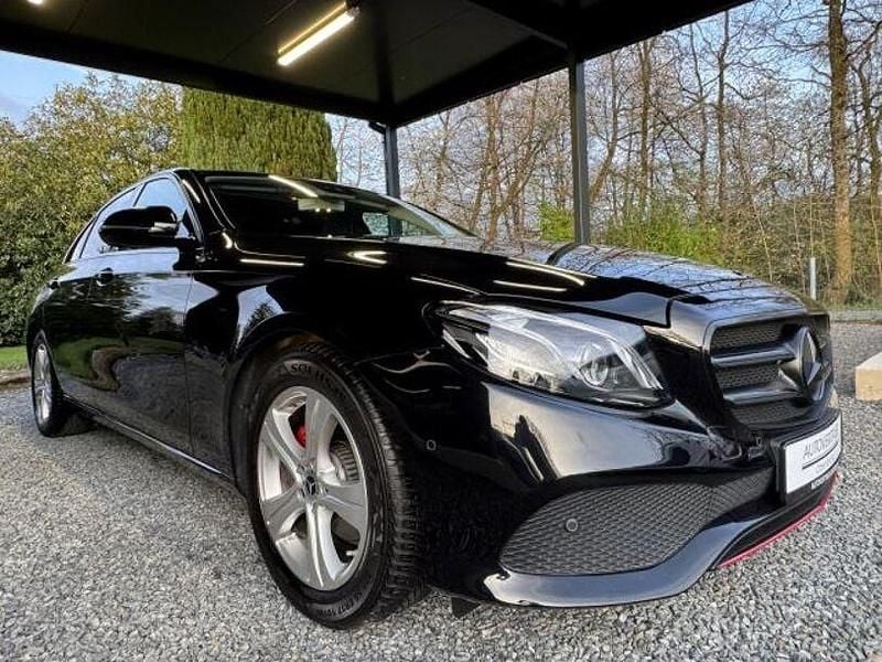 Gebraucht Mercedes E220 194 PS (142 kW) 2017 Schwarz metallic Limousine