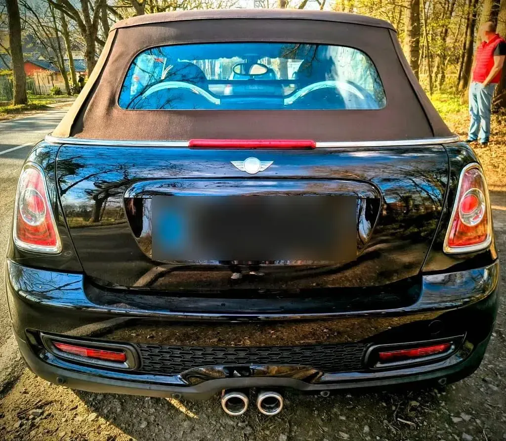 Gebraucht Mini Cooper Cabriolet 145 PS (106 kW) 2011 Schwarz Cabrio
