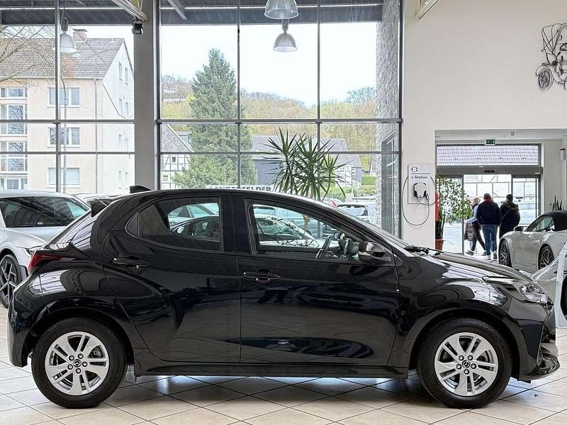 Gebraucht Mazda 2 116 PS (85 kW) 2022 Opera black Kleinwagen