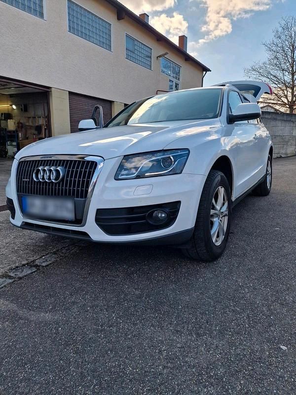 Gebraucht Audi Q5 149 PS (109 kW) 2010 Weiß SUV