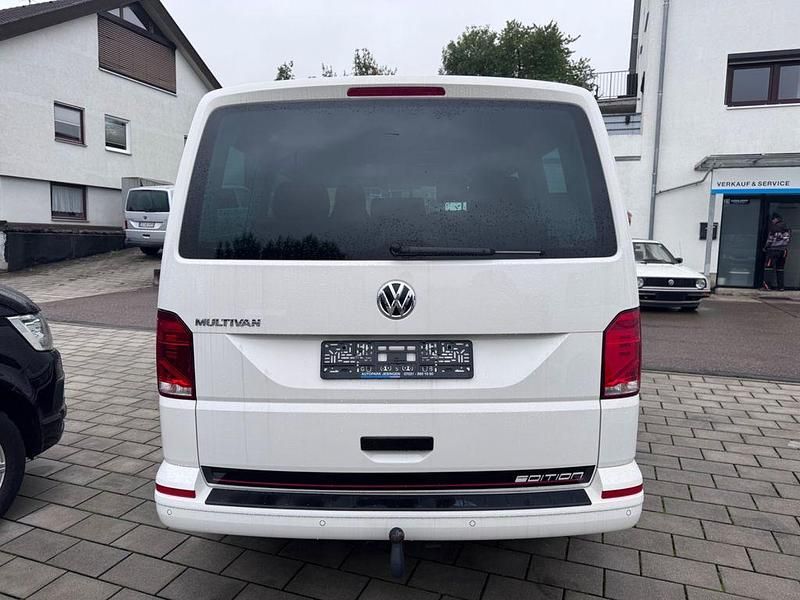 Gebraucht VW Multivan Comfortline 150 PS (110 kW) 2021 Weiß Van