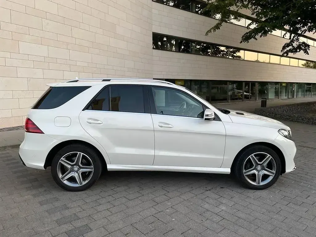 Gebraucht Mercedes GLE350 AMG line 258 PS (189 kW) 2017 Weiß SUV
