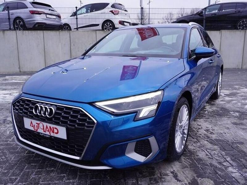 Gebraucht Audi A3 Advanced 150 PS (110 kW) 2021 Blau Limousine