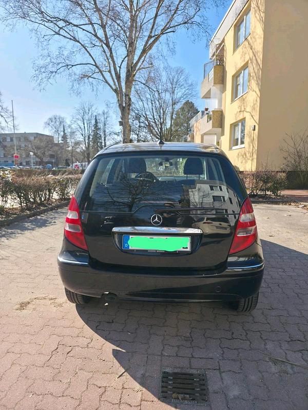 Gebraucht Mercedes A180 109 PS (80 kW) 2006 Schwarz Limousine