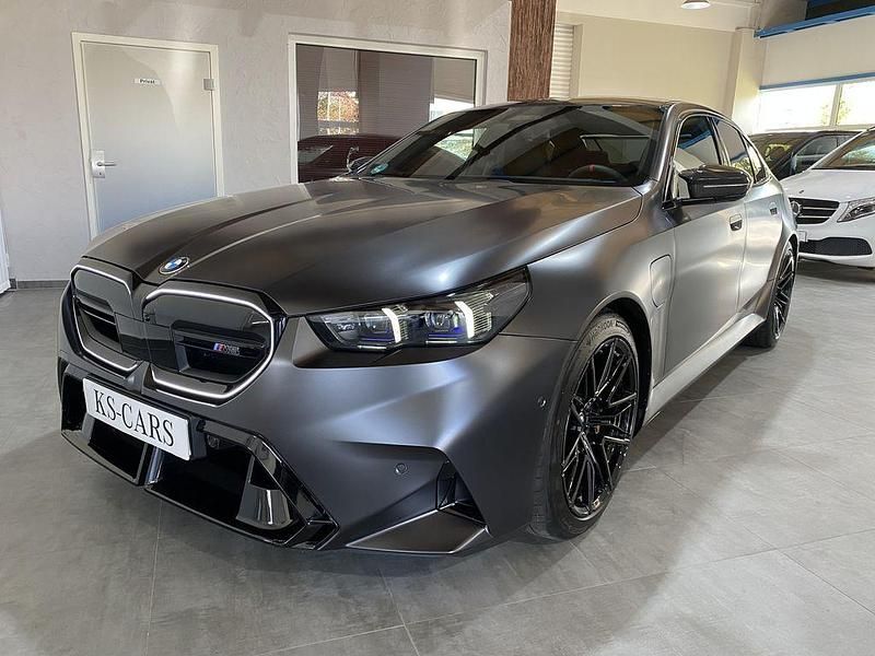 Gebraucht BMW M5 Performance 727 PS (534 kW) 2025 Grau Limousine