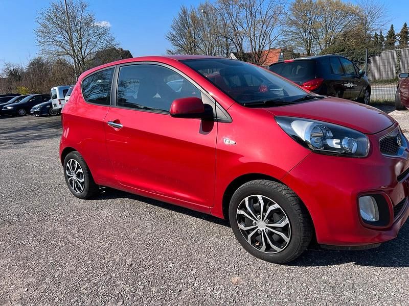 Gebraucht Kia Picanto 69 PS (50 kW) 2013 Rot Kleinwagen