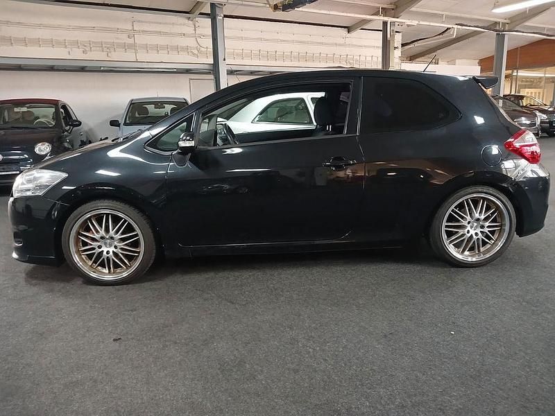Gebraucht Toyota Auris Edition 132 PS (97 kW) 2011 Schwarz Kleinwagen