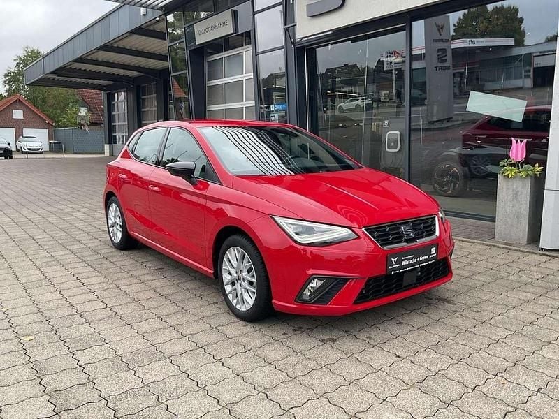 Pure rot Gebraucht 2022 Seat Ibiza FR Kleinwagen | 16.990 € (Fairer Preis) - Bild 1/4