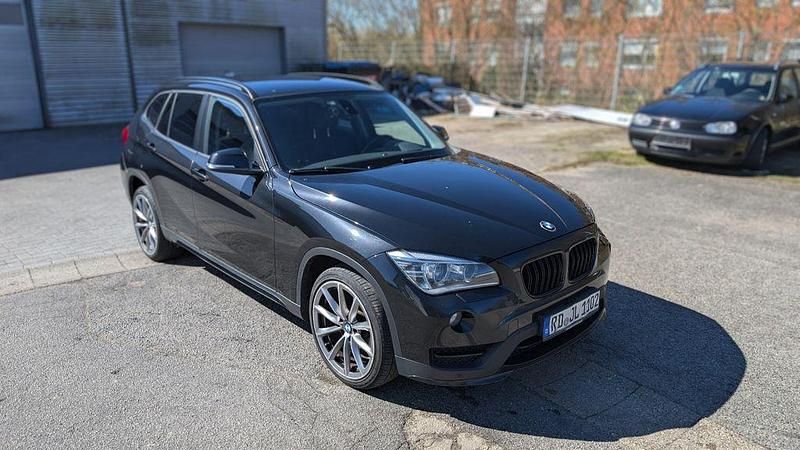 Gebraucht BMW X1 Advantage 184 PS (135 kW) 2015 Schwarz SUV