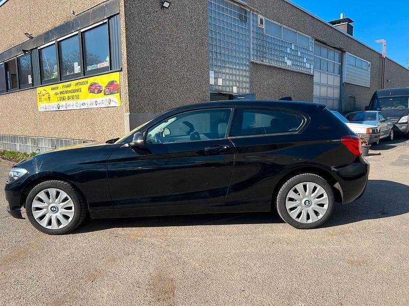 Gebraucht BMW 118 Advantage 136 PS (100 kW) 2015 Schwarz Kleinwagen