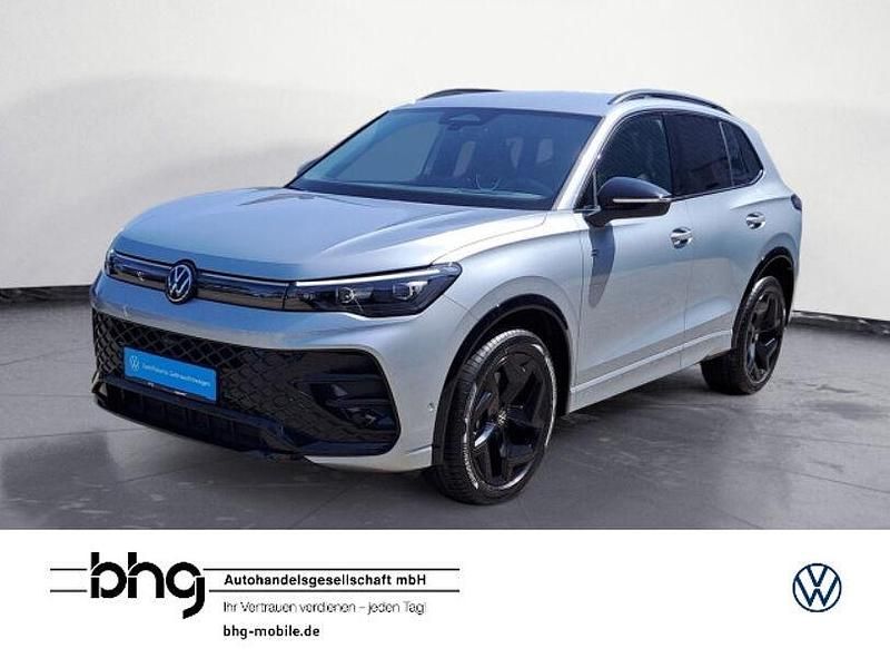 Silber Gebraucht 2025 VW Tiguan R-line SUV | 43.880 € (Superpreis) - Bild 1/4
