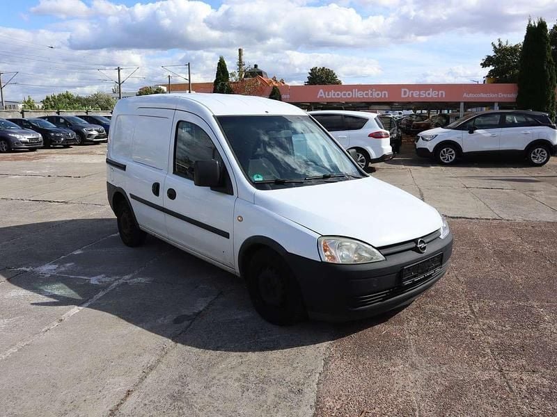 Weiß Gebraucht 2009 Opel Combo Van / Kleinbus | 1.500 € (Guter Preis) - Bild 1/4