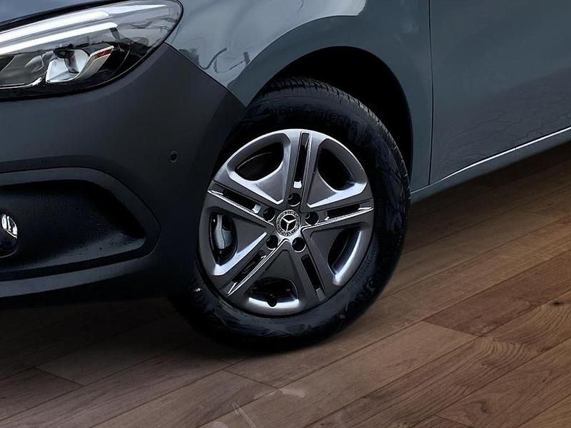 Gebraucht Mercedes eCitan 89 kW (122 PS) 2024 Magnetitgrau Kombi