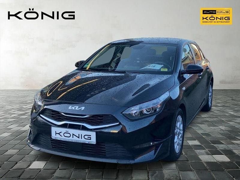 Schwarz Gebraucht 2023 Kia Ceed Edition 7 Kleinwagen | 18.989 € (Fairer Preis) - Bild 1/4